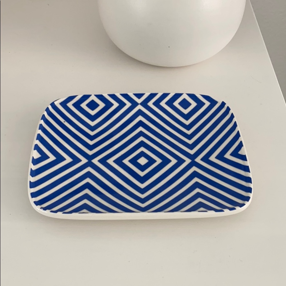 J crew ceramic jewelry tray / caddy
